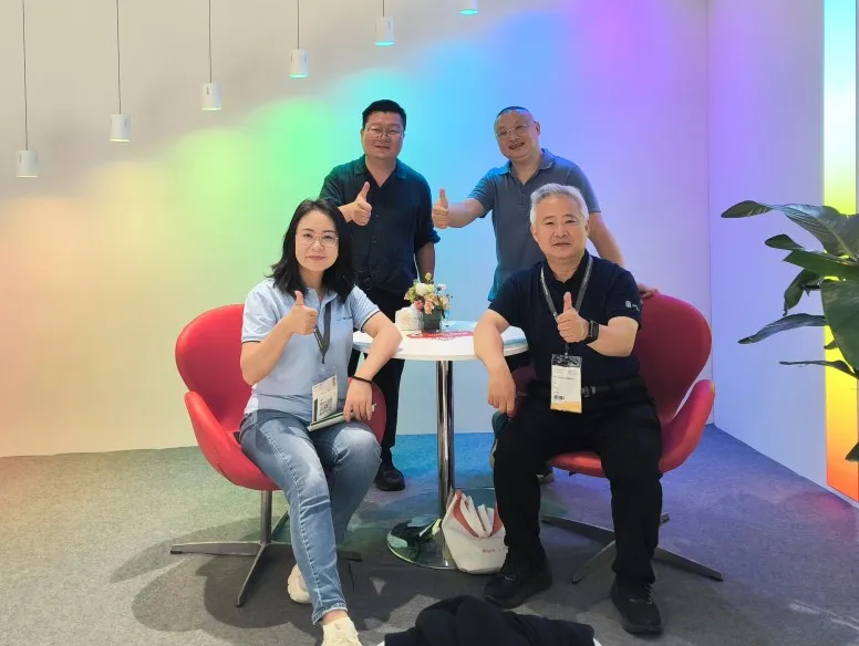 Carrying the first RGBCW-COB "Explosive Field" Light Asia Exhibition, Zhonghao Optoelectro Evercore·GILE | The color of the civic color will not end