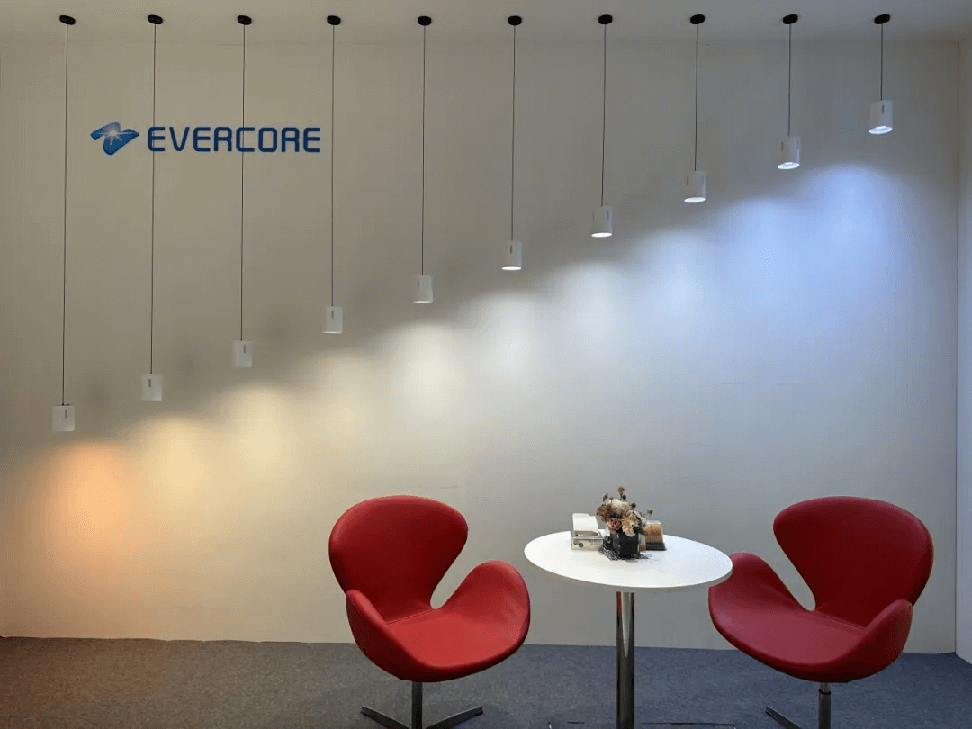 Carrying the first RGBCW-COB "Explosive Field" Light Asia Exhibition, Zhonghao Optoelectro Evercore·GILE | The color of the civic color will not end